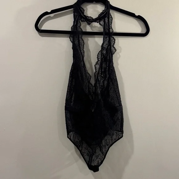 NWOT Victoria's Secret Black Lace Bodysuit - Picture 6 of 6
